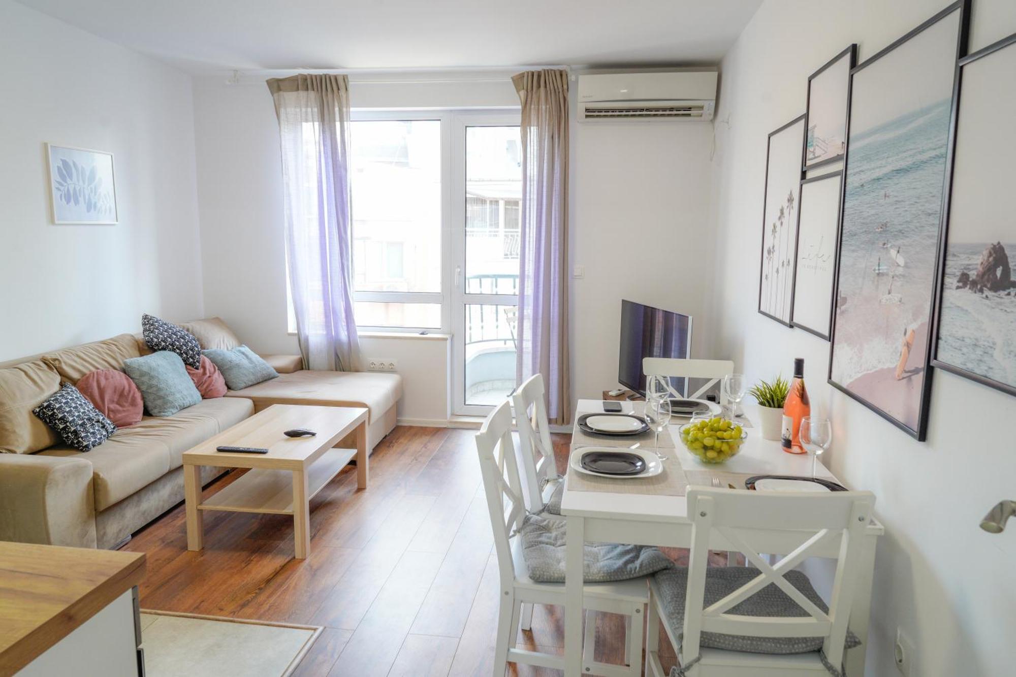 Central Cosy, Fully Renovated 2Bd Near The Cathedral Varna Exterior photo