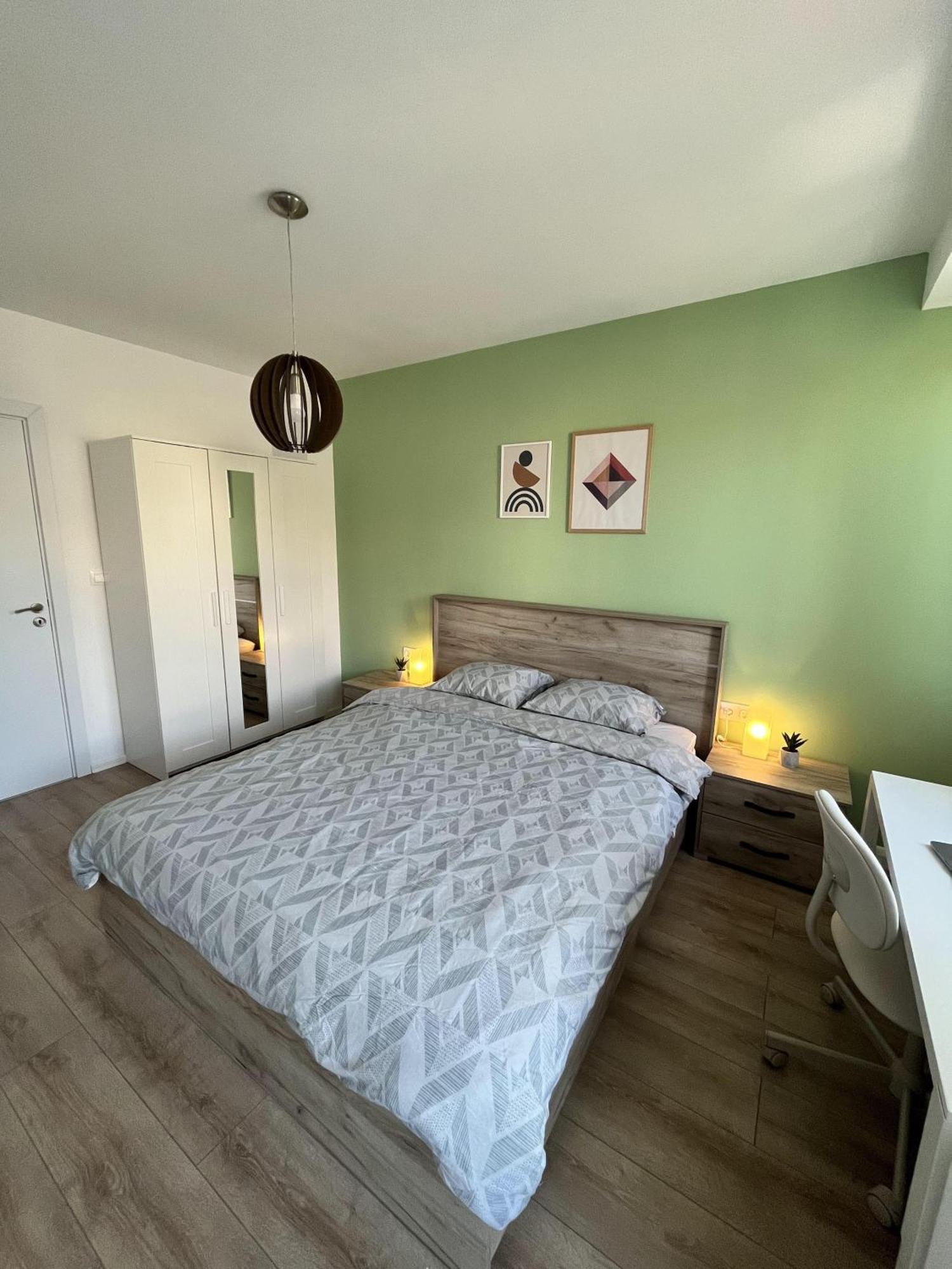 Central Cosy, Fully Renovated 2Bd Near The Cathedral Varna Exterior photo